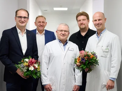 Die Geschäftsführung gratuliert Prof. Rohde und Prof. Lüring