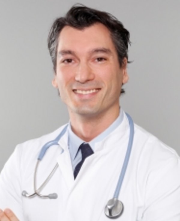 Dr. Hakan Zenginli