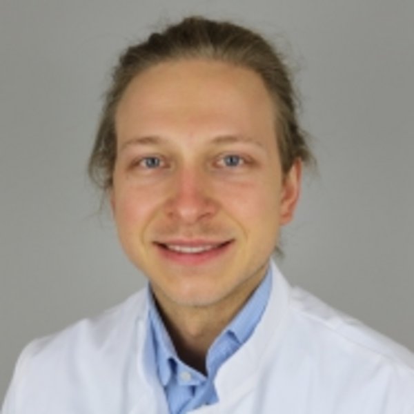 Dr. Maximilian Niemczyk