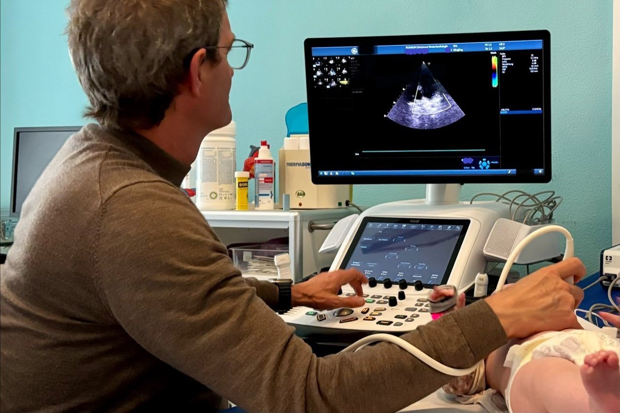 Dr. Alfred Windfuhr, Leiter der Kinderkardiologischen Ambulanz