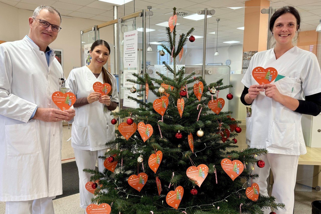 Freude über doppelte Hilfe in der Weihnachtszeit bei der Blutspende