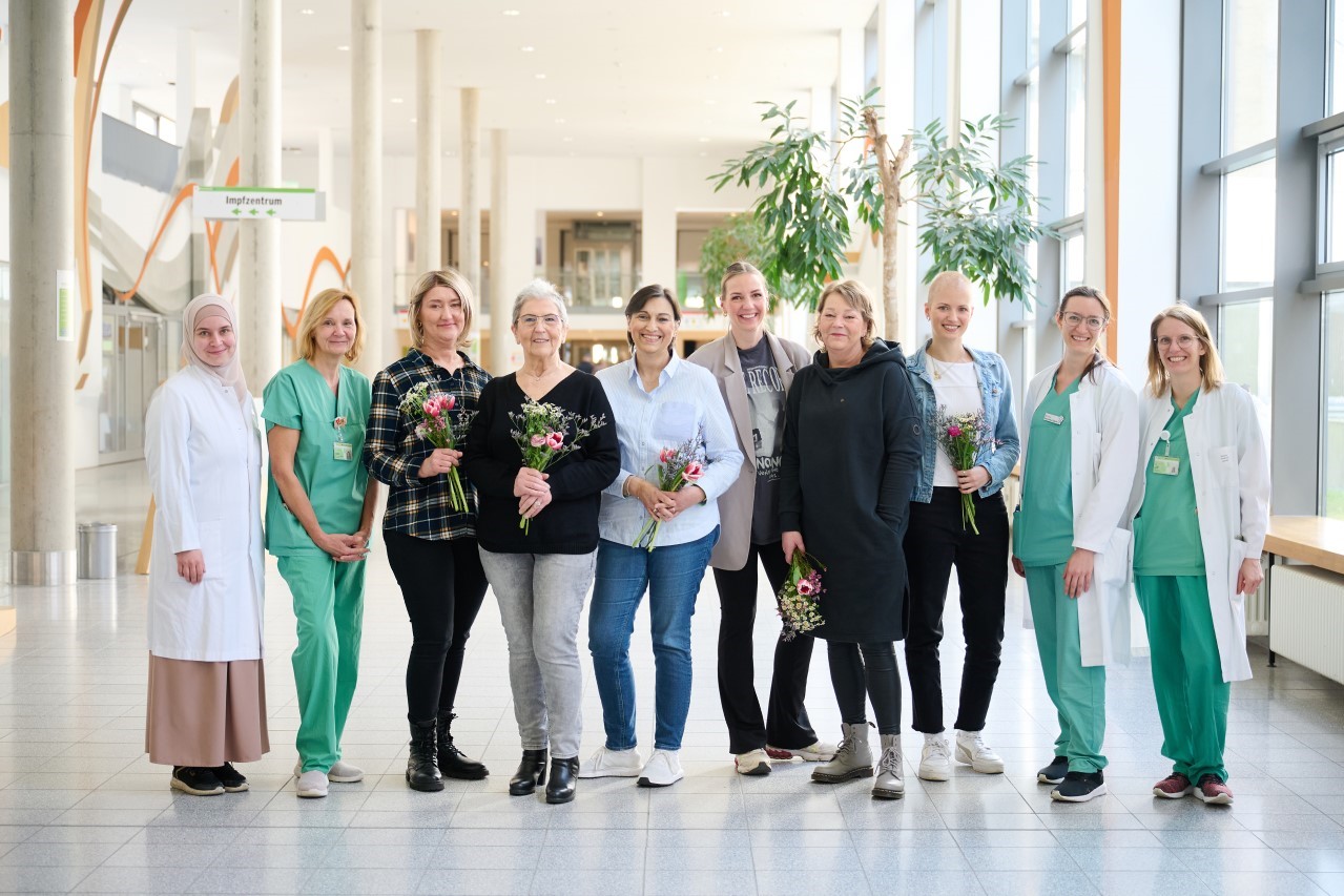 Fotoshooting für Patientinnen mit Krebserkrankungen am Weltfrauentag
