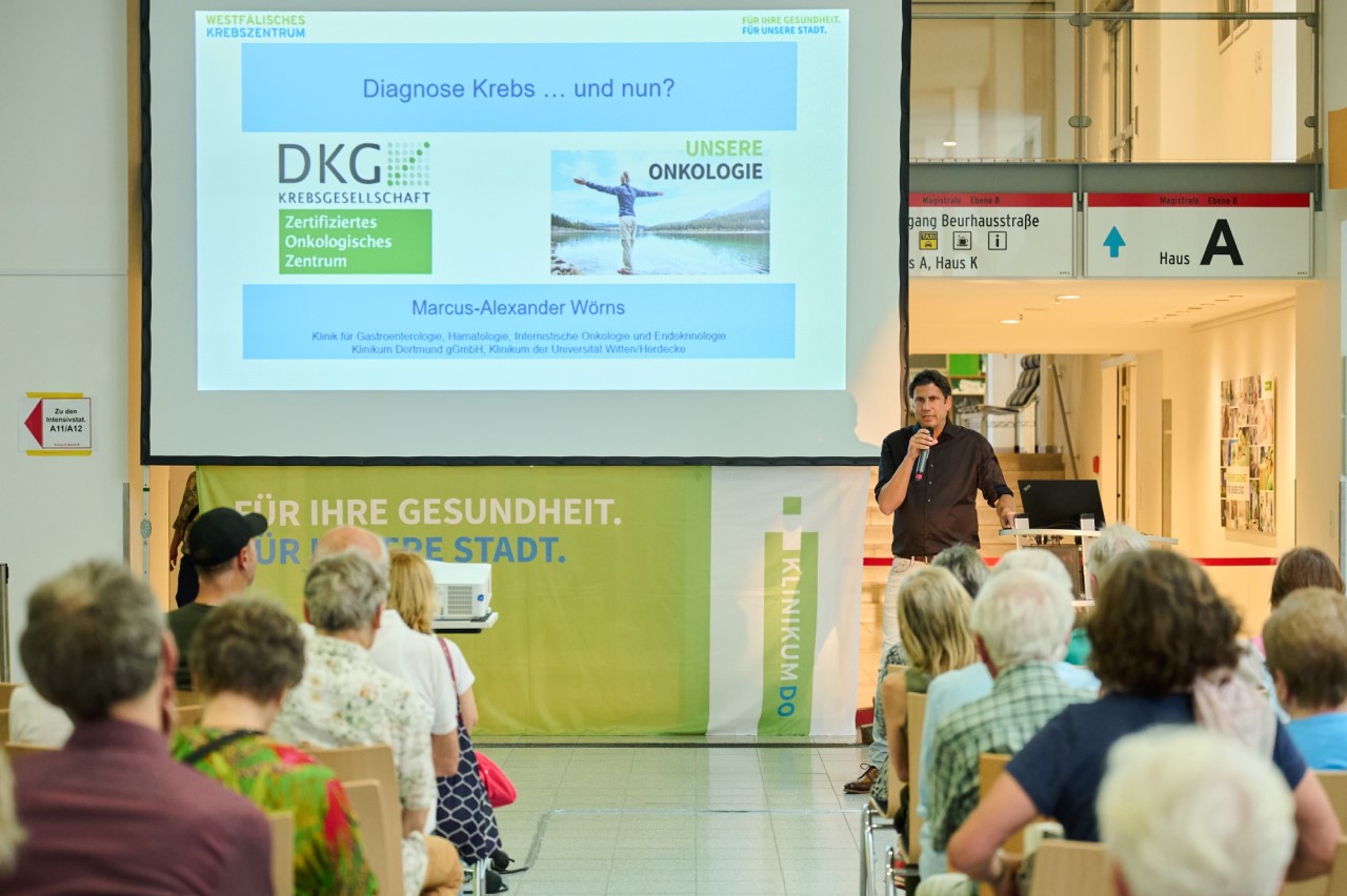 MediTALK zum Thema Krebs mit Prof. Dr. Marcus-Alexander Wörns