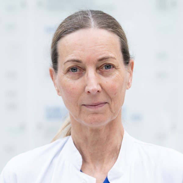 Corinna Elender