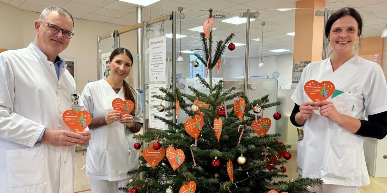 Freude über doppelte Hilfe in der Weihnachtszeit bei der Blutspende